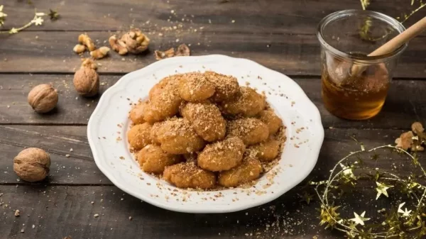 μελομακαρονα με σιμιγδαλι